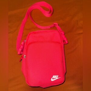 Nike Crossbody / Small Shoulder Bag- Red